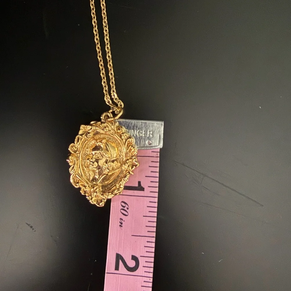 Vintage Disney Snow White Necklace & Seven Dwarfs Gold-Tone Charm Bracelet Set